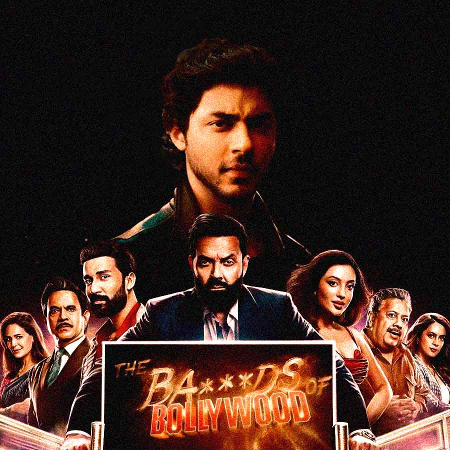 Kutilmaganda ushlandi va mushukni yaladi