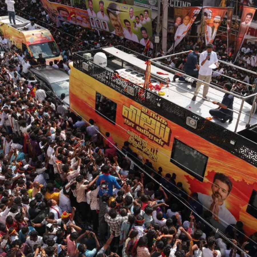 What led to chaos and incidnt at Superstar Vijay’s rally, investigation going on