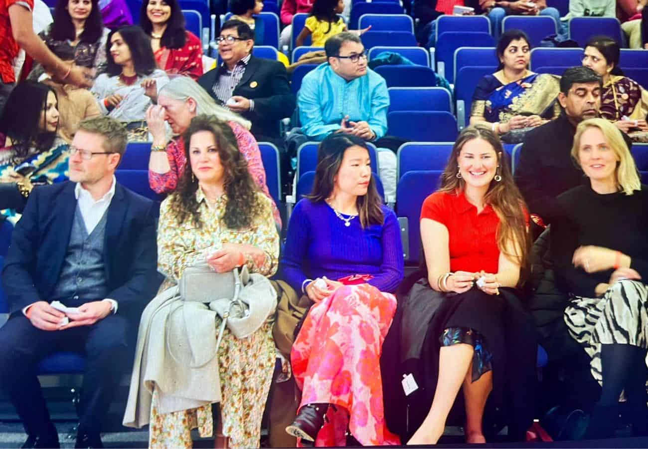  পুজো অনুষ্ঠিত হবে ‘এলসবেরি ভেল অ্যাকাডেমি’তে। 