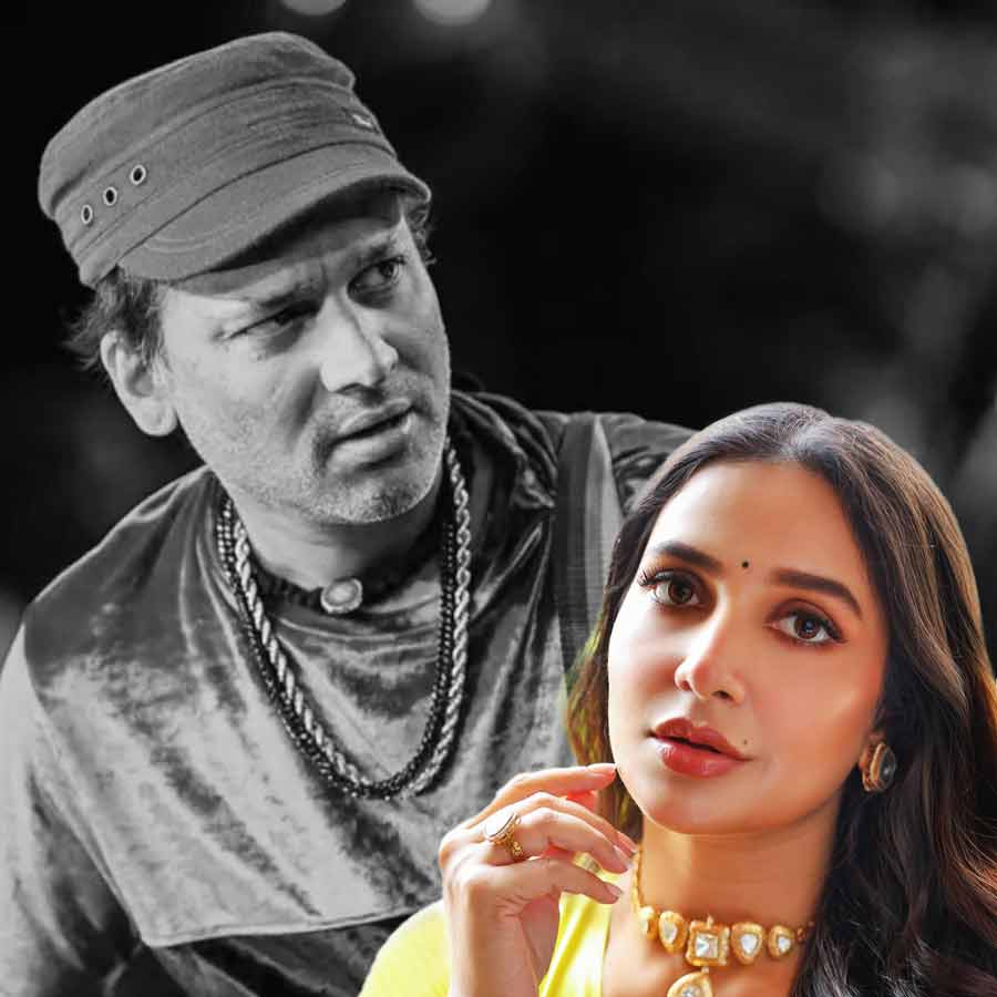 Subhashree ganguly Remember Zubeen garg during a show dgtl