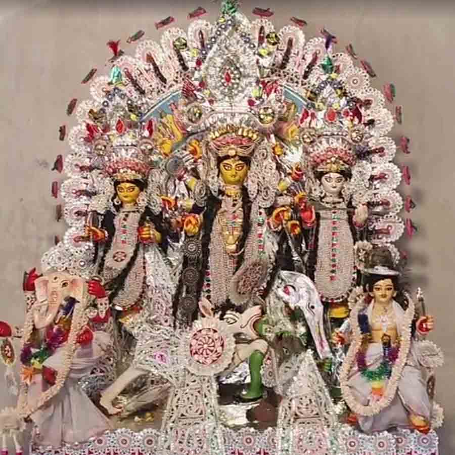 Durga Puja 2025: Pathuriaghata Hara Kutir Durga Puja carries legacy of Sri Ramkrishna dgtl