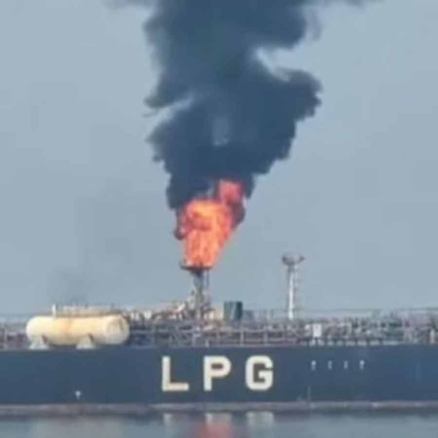 Israel drone strikes on Pakistan's LPG tanker in Yemen 