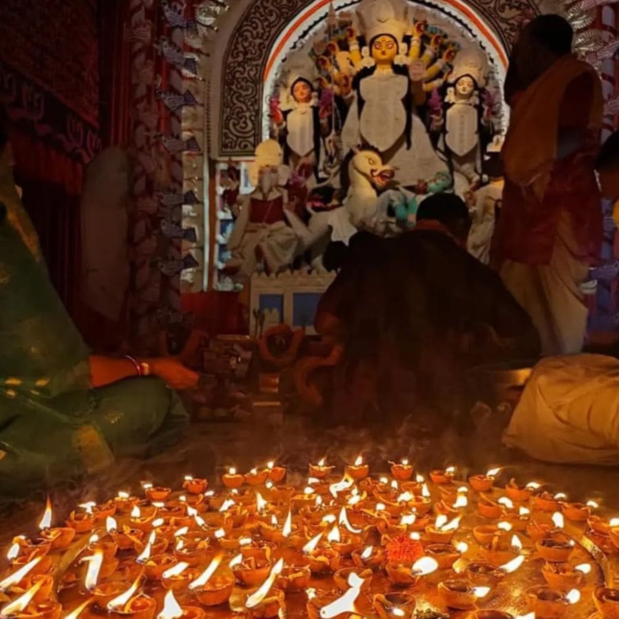 Rituals of Sandhi Puja in Durga Puja and Why It Is Performed for 48 Minutes dgtl