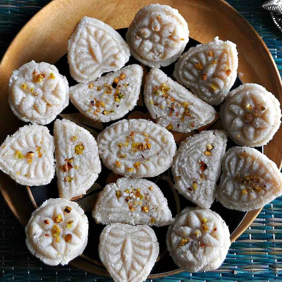 Dashami special desserts recipes you can make for Durga puja
