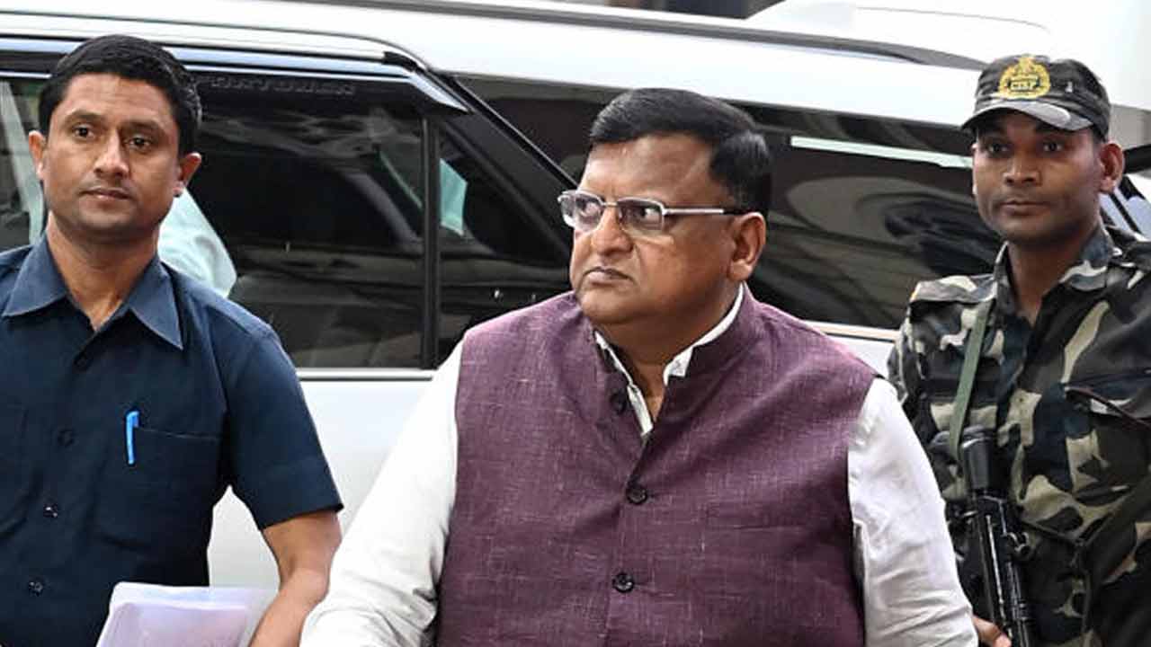 রাজ্যের মুখ্য নির্বাচনী আধিকারিক (সিইও) মনোজকুমার আগরওয়াল।