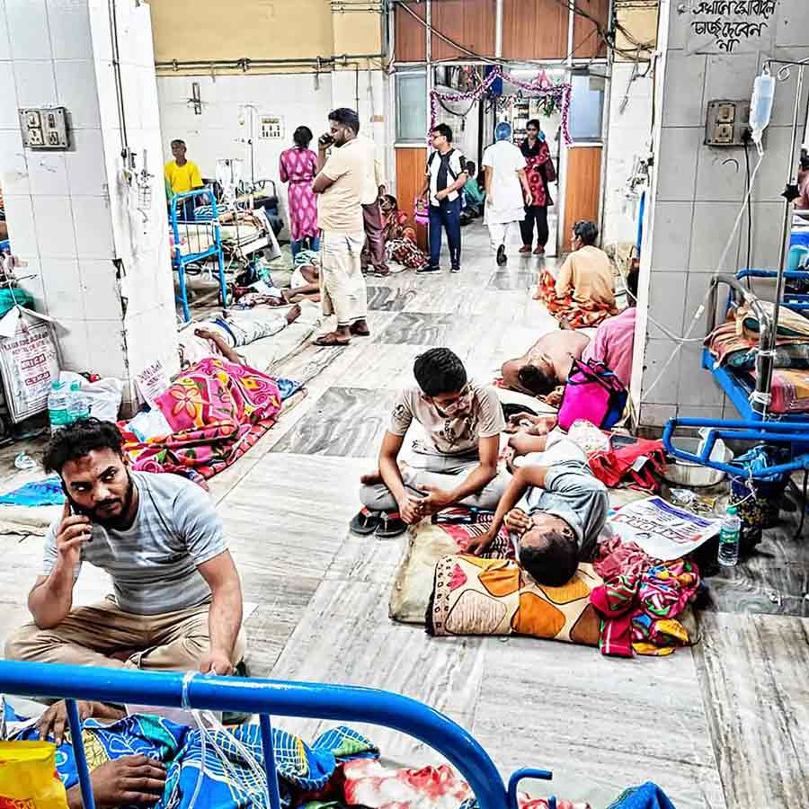 Questions arise over the death of a person due to lift failure in RG Kar Medical Hospital