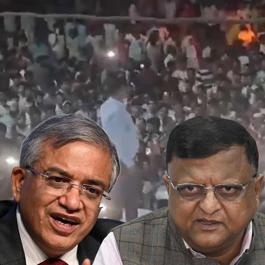 Election Commission holds meeting with CEO WB, CS, DGP, ADG L&O dgtl