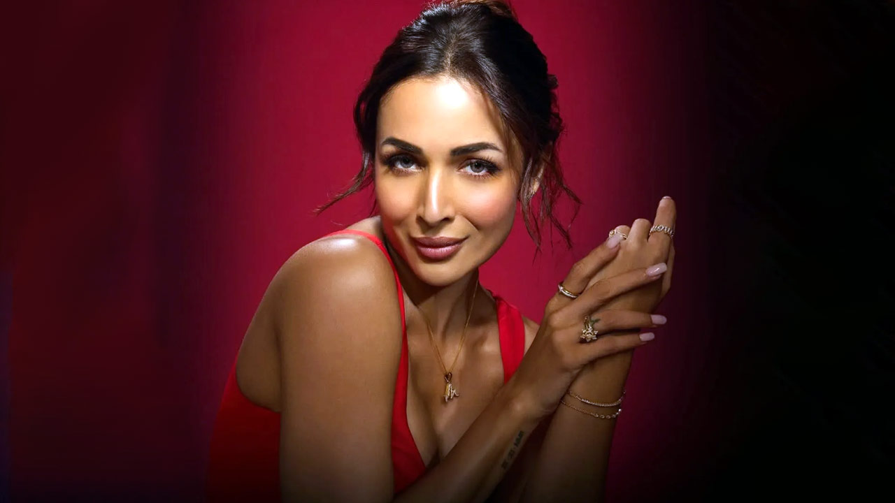 রোজ কী কারণে হাঁসের মতো হাঁটেন মলাইকা?