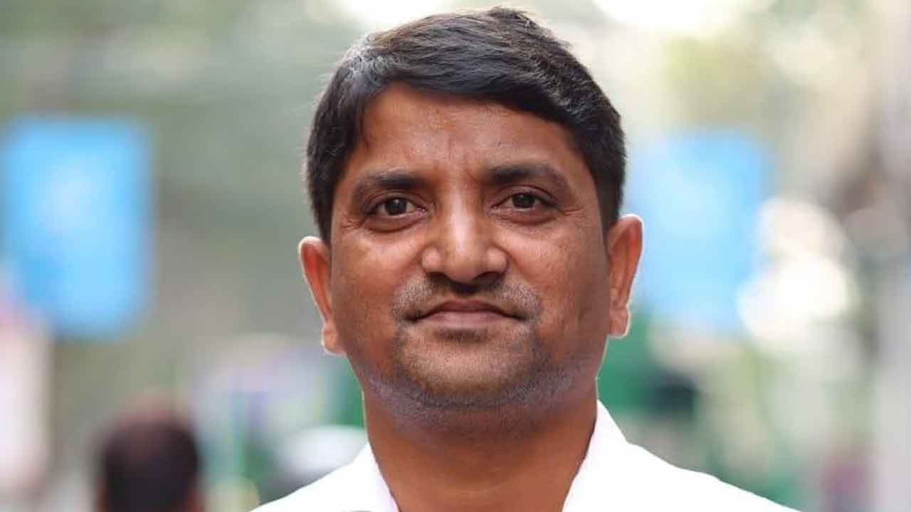 মোফাক্কেরুল ইসলাম।