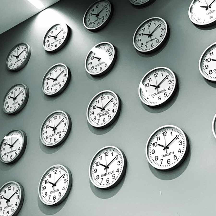 Mysterious Male Voice Broadcasting Random Numbers Sparks Speculation Across Iran