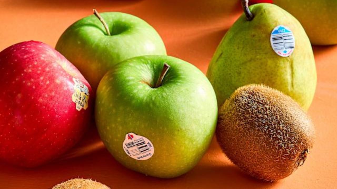 কোন নিয়মে ফল খাওয়া উচিত?