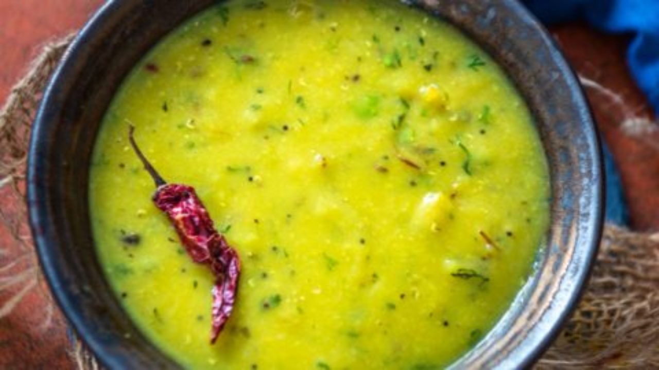 পাতলা ডালকে ঘন বানানোর কৌশল শিখে নিন।