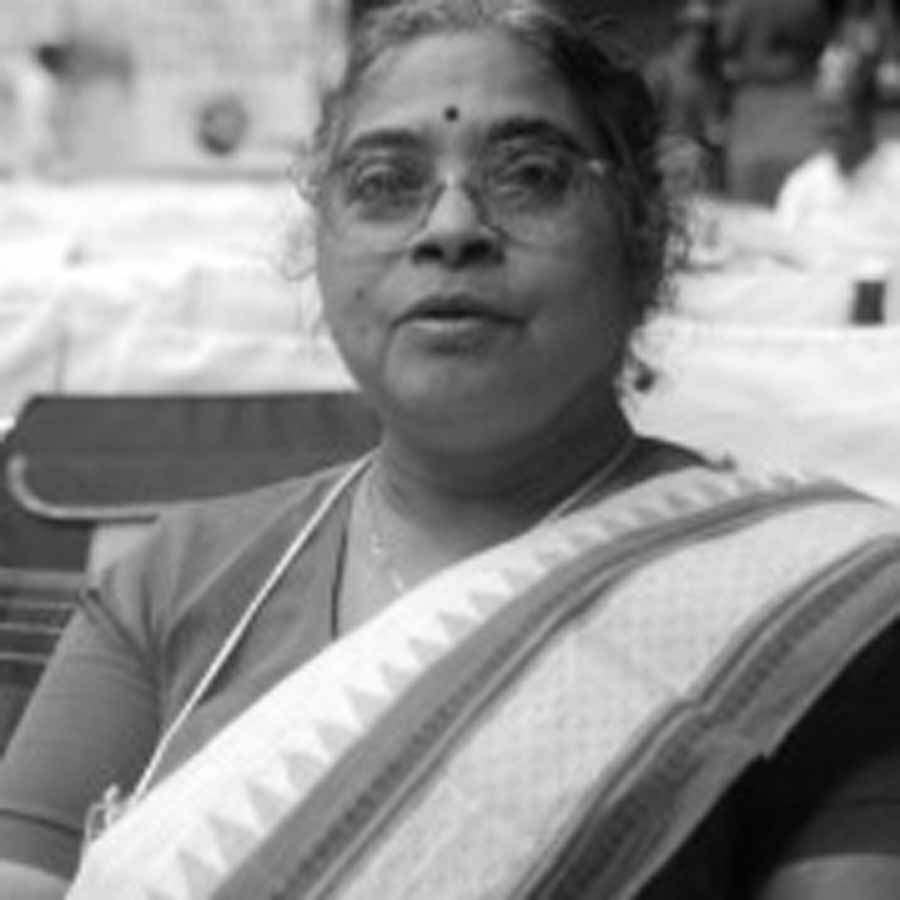 প্রয়াত বনানী বিশ্বাস।