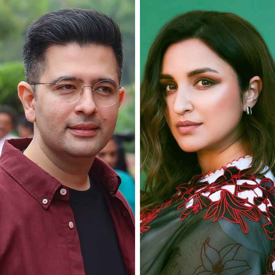 (বাঁ দিকে) রাঘব চড্‌ঢা, (ডান দিকে) পরিণীতি চোপড়া।