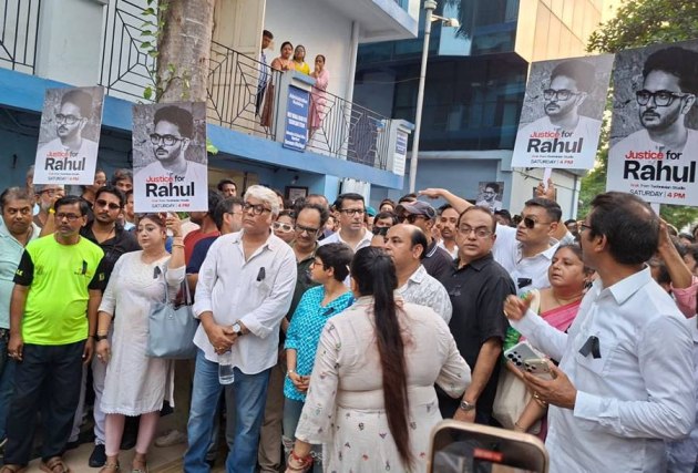 রাহুলের জন্য পদযাত্রায় টলিউড।