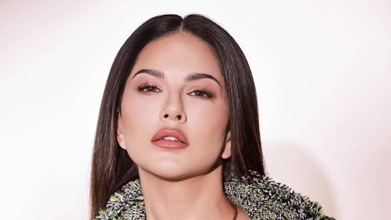 কলকাতায় সানি লিওনি।