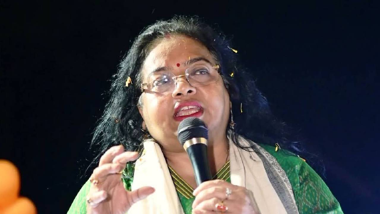 বেহালা পশ্চিমের তৃণমূল প্রার্থী রত্না চট্টোপাধ্যায়।