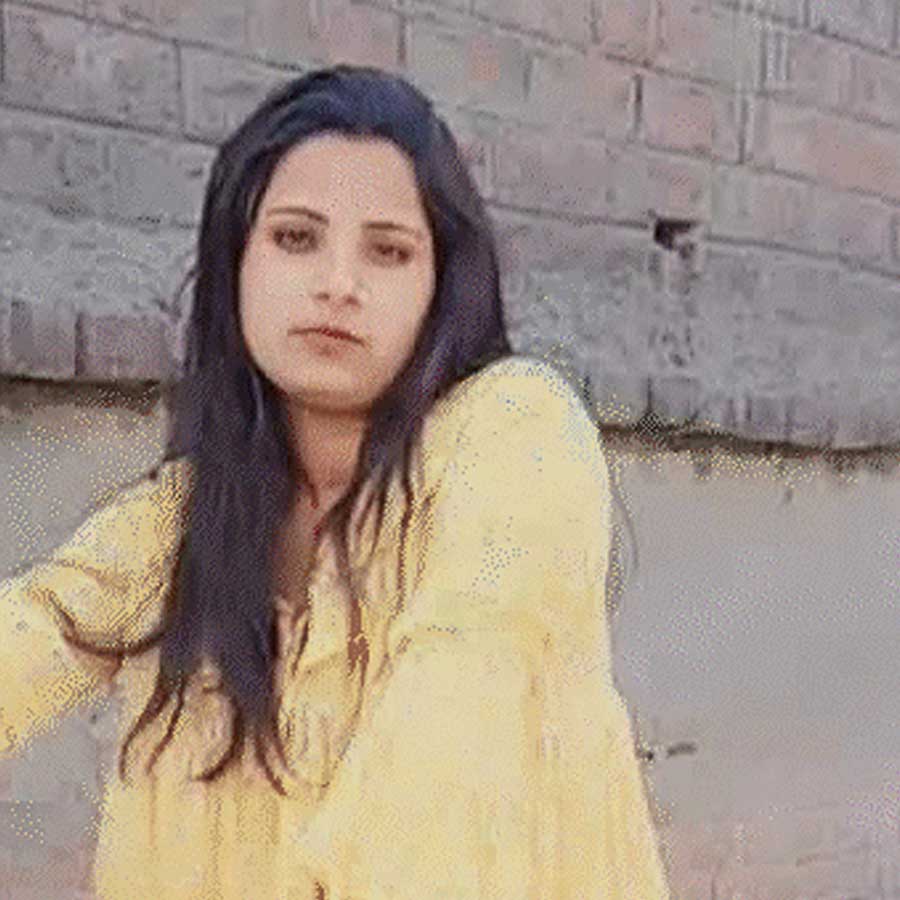 Bihar SDPO's Maid Owns Luxury Car, Crore-Value Property, Raises Corruption Questions