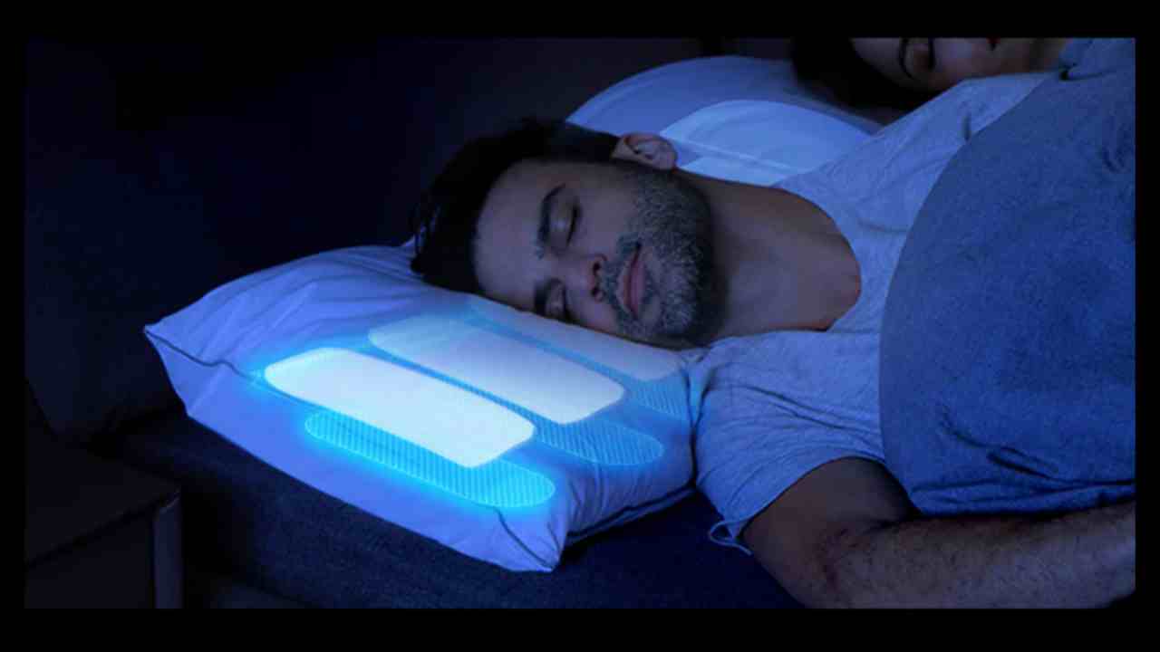 নাক ডাকা কমানোর বালিশ।