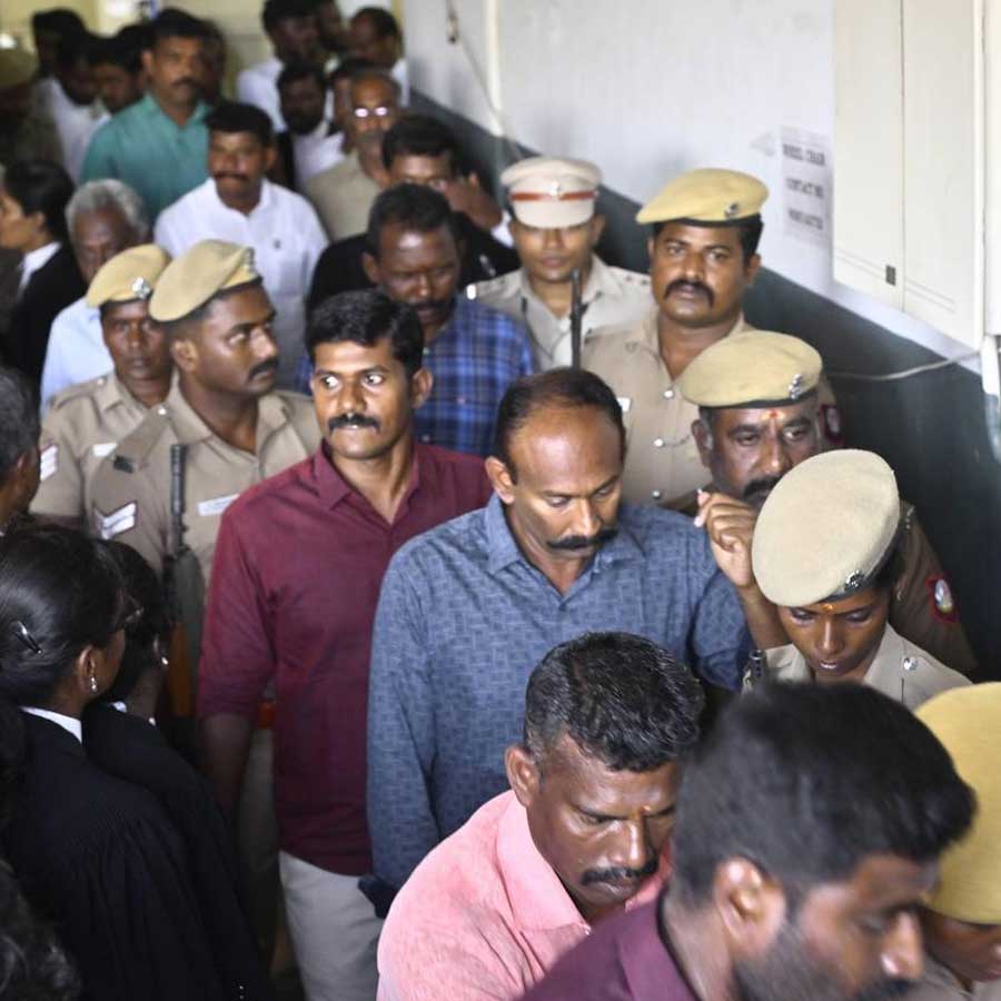9 Tamil Nadu cops get death sentence for 2020 father-son custodial torture