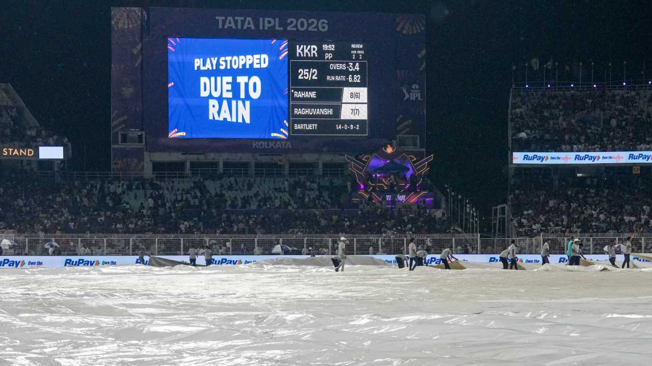 ঢাকা রয়েছে ইডেনের মাঠ।