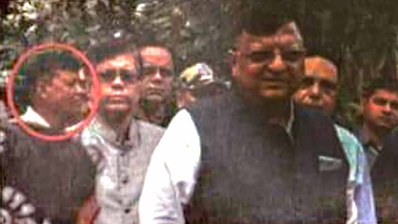 Local BJP leader was with CEO Manoj Agarwal in Nandigram, TMC claimed by showing photo