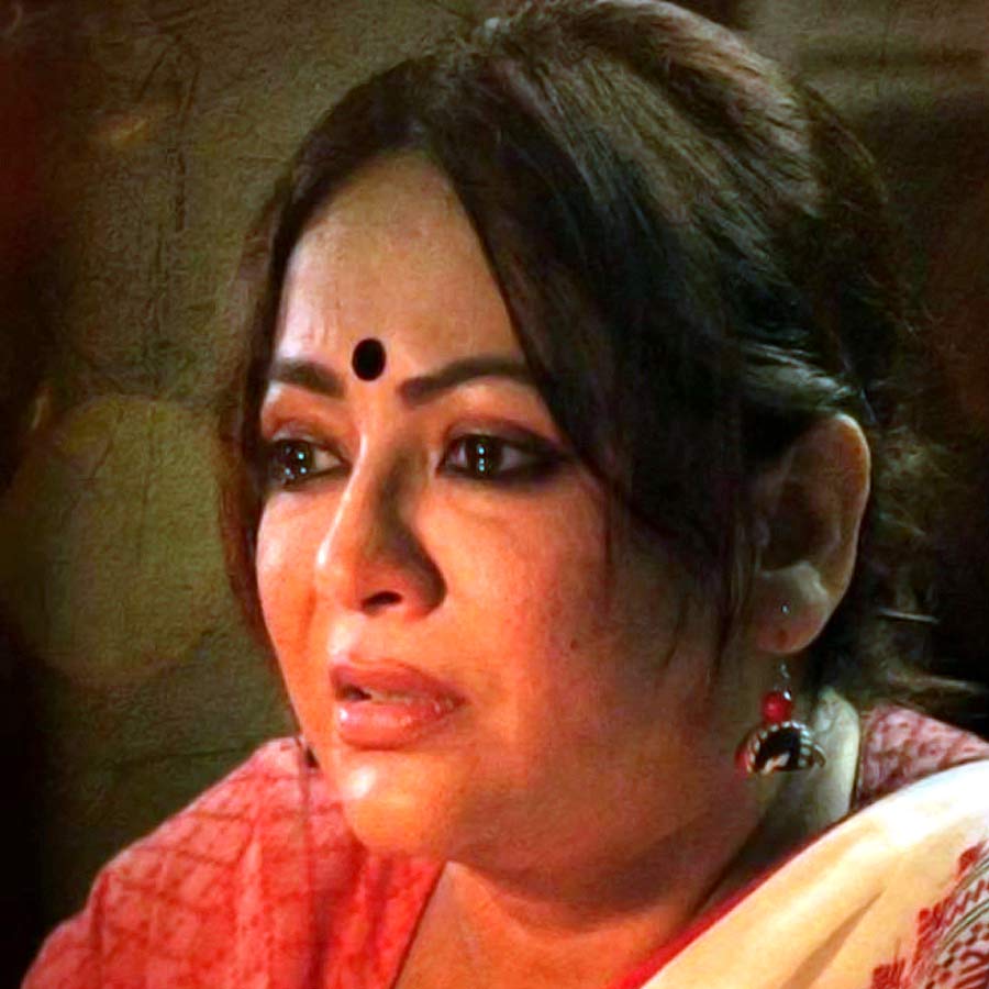 Sreelekha Mitra left in the middle of Artist Forum meeting with teary eyes dgtl