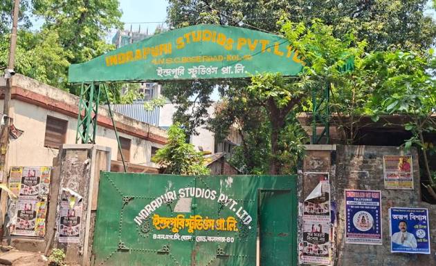 কর্মবিরতিতে স্তব্ধ ইন্দ্রপুরী স্টুডিয়ো। 