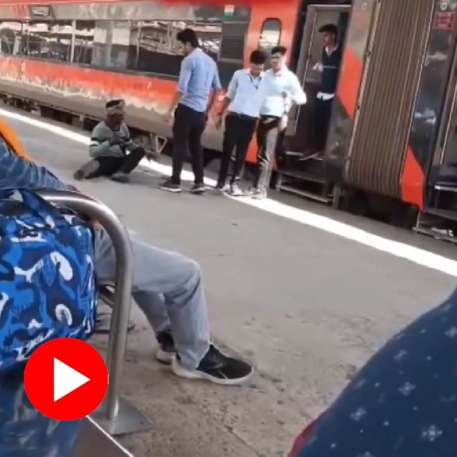 Video claims catering staffs allegedly pushed differently-abled Passenger