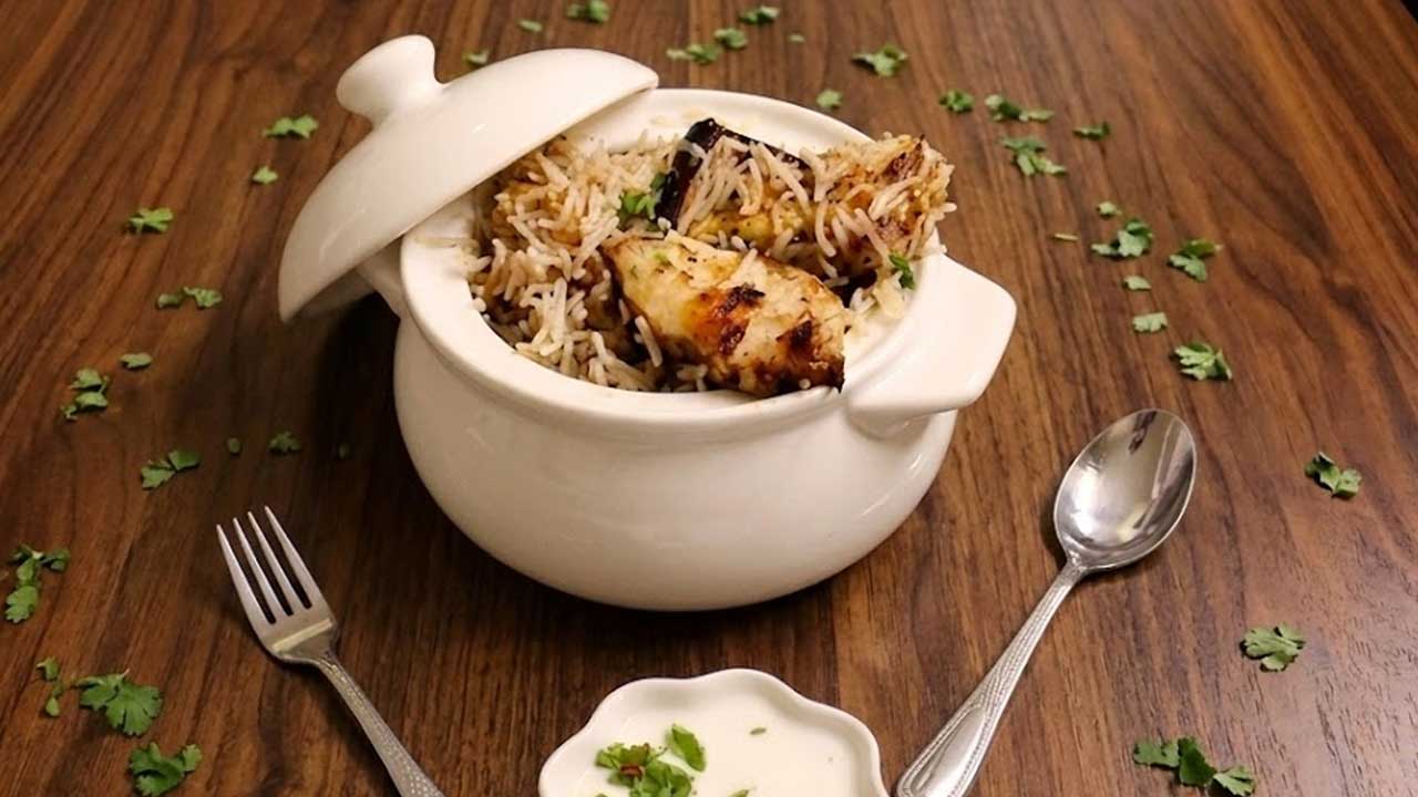 মাছ-ভাতেই জমবে নববর্ষের ভোজ।