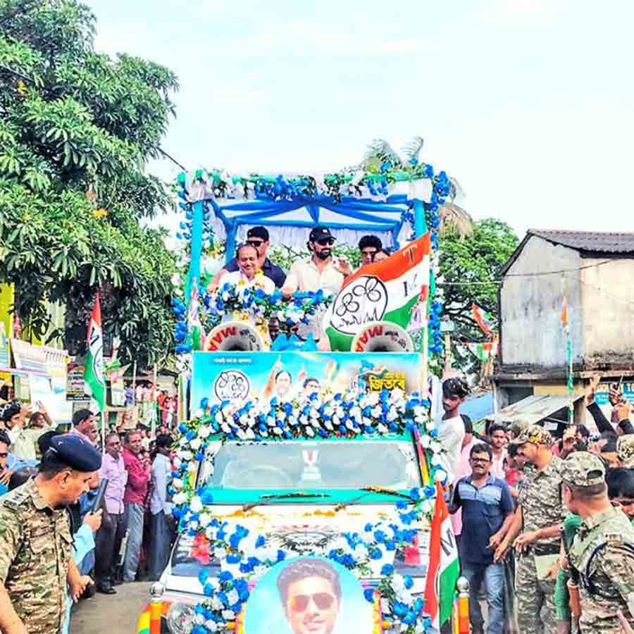 Controversy after Dev's campaign at Nandakumar was cut short