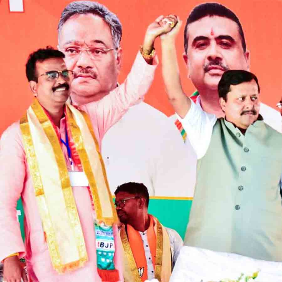 দলীয় প্রার্থীদের সমর্থনে উত্তরবঙ্গে প্রচার বিজেপির সর্ব ভারতীয় সভাপতি নিতিন নবীনের। বুধবার আলিপুরদুয়ারের সোনাপুরে।