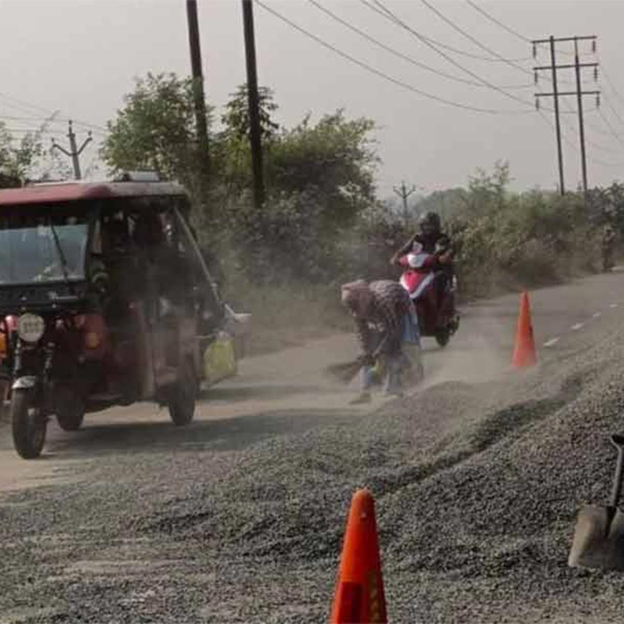 Questions arise over poor condition of roads in Kolkata