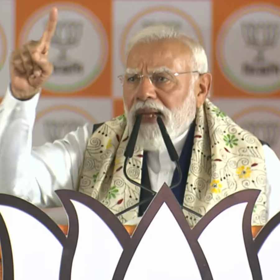 Live updates of PM Narendra Modi's public rally in Asansol on Thursday dgtl