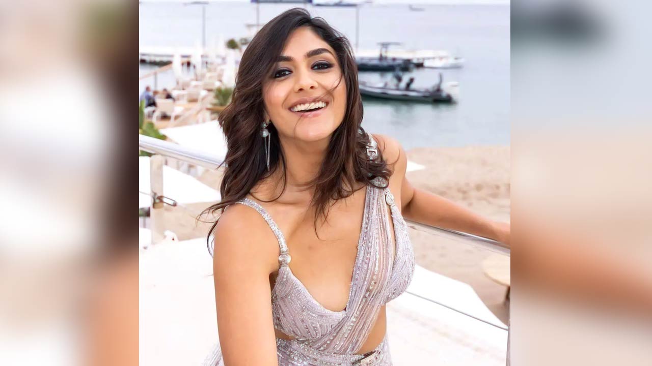 মৃণাল ঠাকুর।