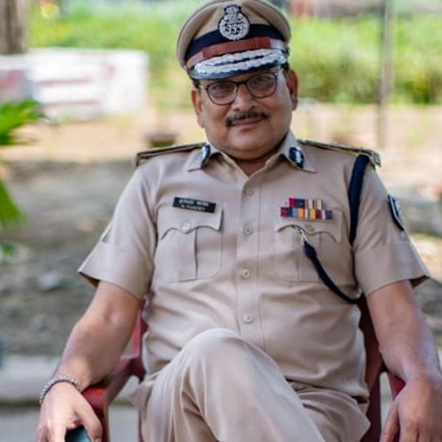 সুশান্তের মৃত্যুর পর টেলিভিশনের পর্দায় বিভিন্ন সংবাদমাধ্যমের সঙ্গে কথা বলেছিলেন গুপ্তেশ্বর। সুশান্তের মৃত্যুর বিচার চেয়ে সরব হয়েছিলেন। তাঁর বক্তব্যে সুশান্তের মৃত্যুর নেপথ্যে অনেক তত্ত্বের কথাও শোনা গিয়েছিল।