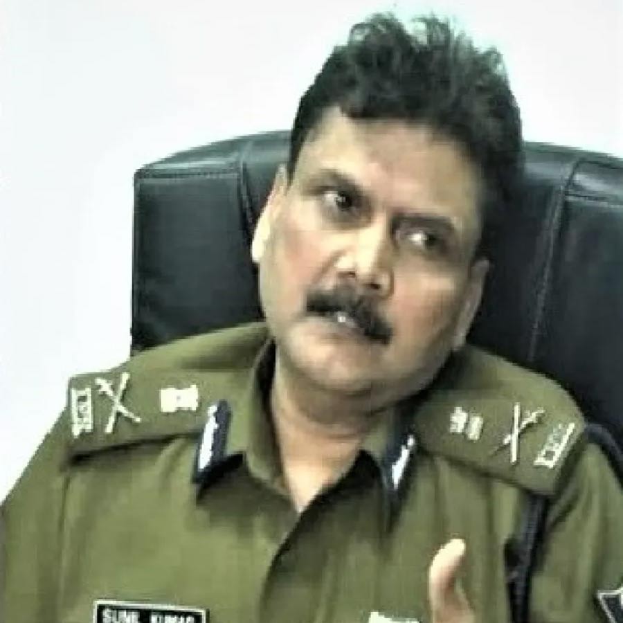 তবে এনডিএ জোটের কারণে বক্সার আসনটি বিজেপির ভাগে যায়। বিহার বিধানসভা নির্বাচনে টিকিট পাওয়ার স্বপ্ন অধরাই রয়ে যায় গুপ্তেশ্বরের। মজার বিষয় হল, বক্সারের আসনে এনডিএ-র হয়ে টিকিট পান অন্য এক প্রাক্তন পুলিশকর্মী সুনীল কুমার।