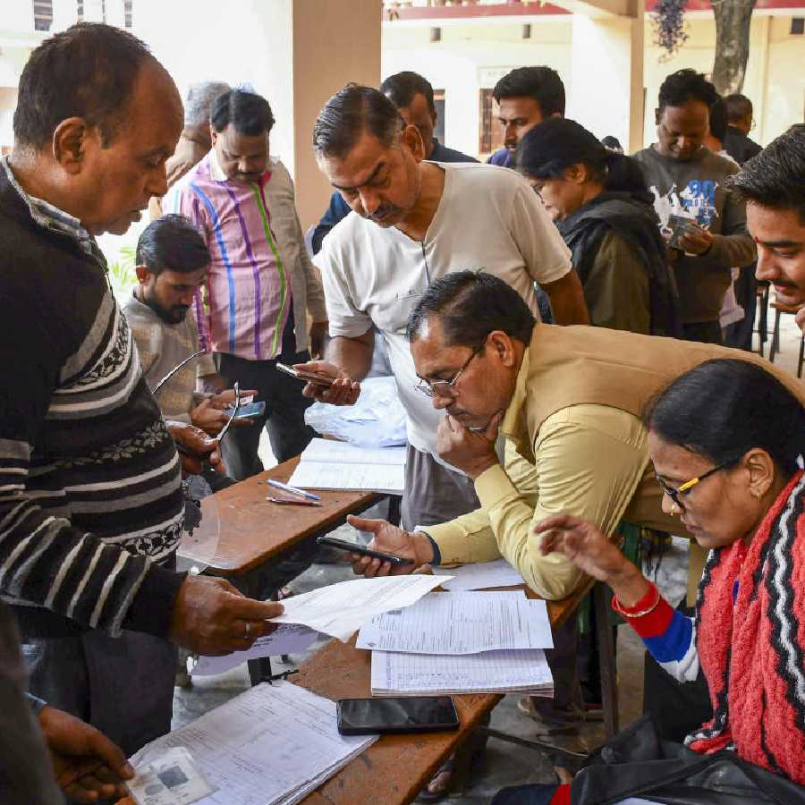 84 lakh names increased from draft list in UP final voter list dgtl