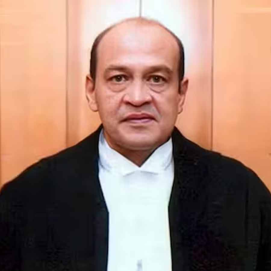 Justice Yashwant Varma resigns amid impeachment process over cash pile-up at home dgtl