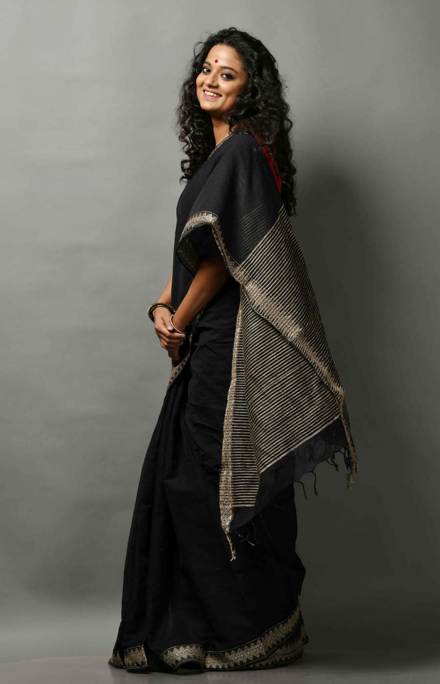 How to deck up for poila boishakh 