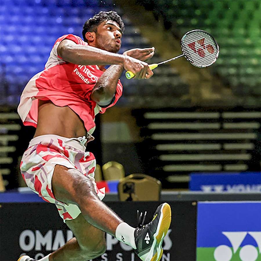 দাপট: ৬১ বছরের অধরা স্বপ্ন পূরণ করতে পারবেন আয়ুষ?