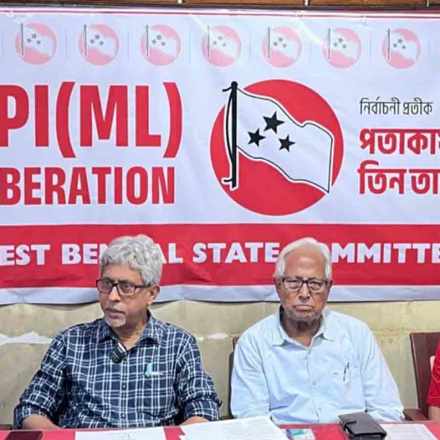 Left parties raise pitch on voter list deletion, CPI (M-L) Liberation releases manifesto