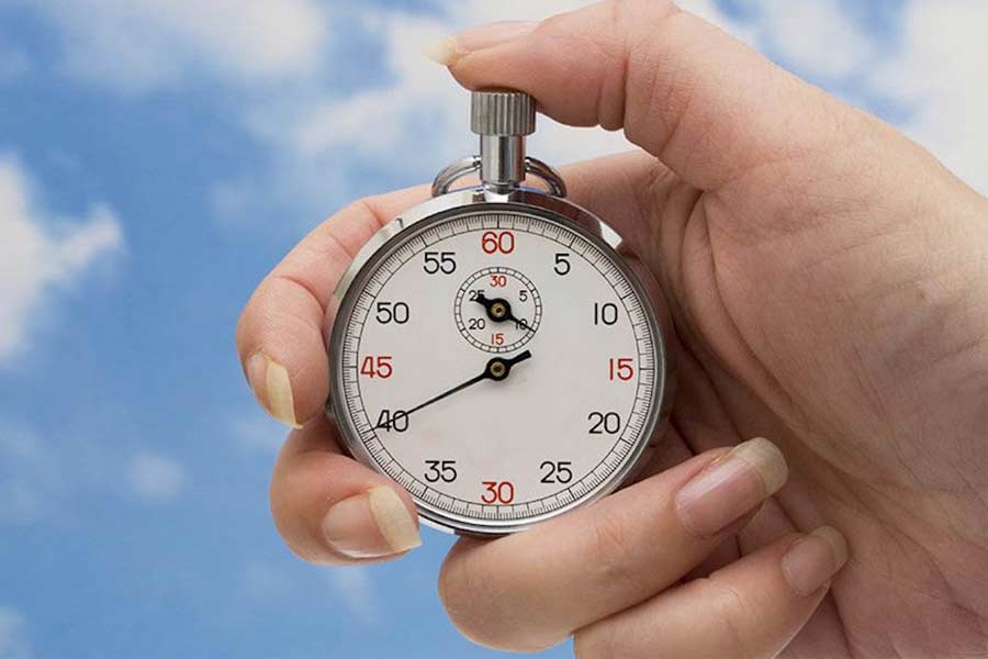 Why does Union Education Minister Dharmendra Pradhan propose to replace GMT with Mahakal Standard Time