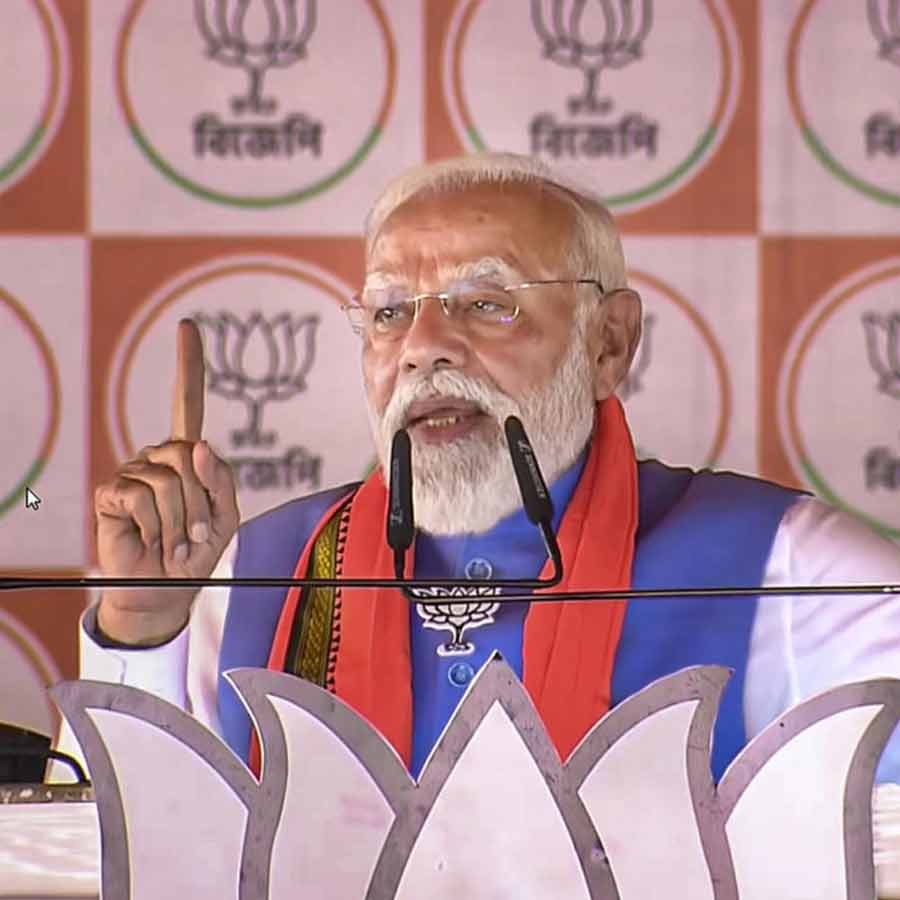 Live updates of Prime Minister Narendra Modi’s election rally from Jangipur Murshidabad dgtl