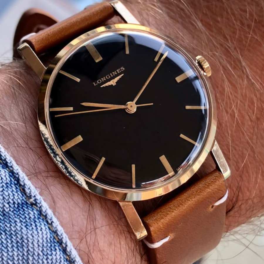 Why does Union Education Minister Dharmendra Pradhan propose to replace GMT with Mahakal Standard Time