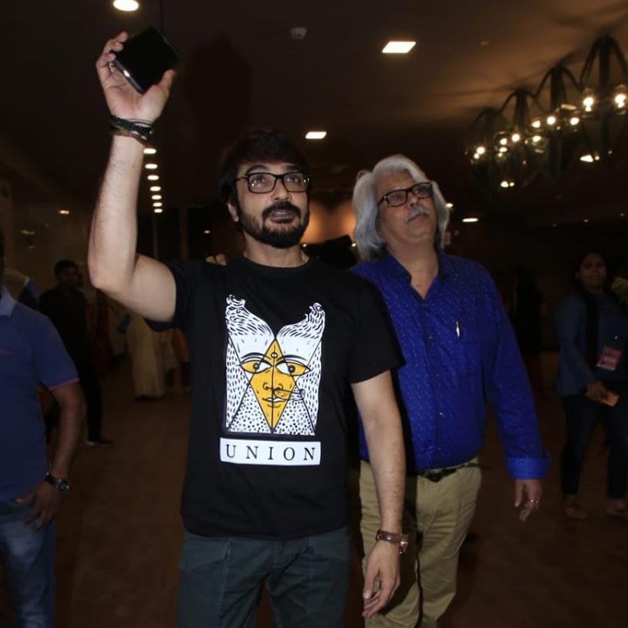 প্রসেনজিৎ চট্টোপাধ্যায়ের কাকাবাবু ‌কেমন লেগেছে পরিচালক হরনাথের?