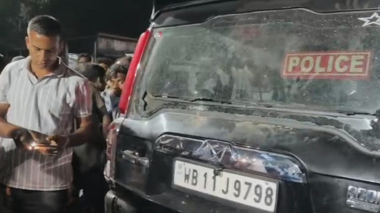 TMC accused of attacking Nawsad Siddique\\\\\\\\\\\\\\\\\\\\\\\\\\\\\\\\\\\\\\\\\\\\\\\\\\\\\\\\\\\\\\\'s car in Bhangar