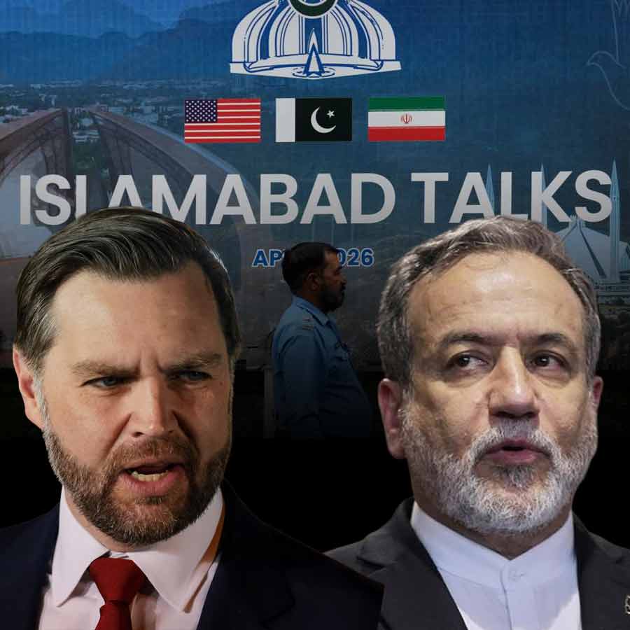 (বাঁ দিকে) আমেরিকার ভাইস প্রেসিডেন্ট জেডি ভান্স এবং ইরানের বিদেশমন্ত্রী আব্বাস আরাঘচি (ডান দিকে)।