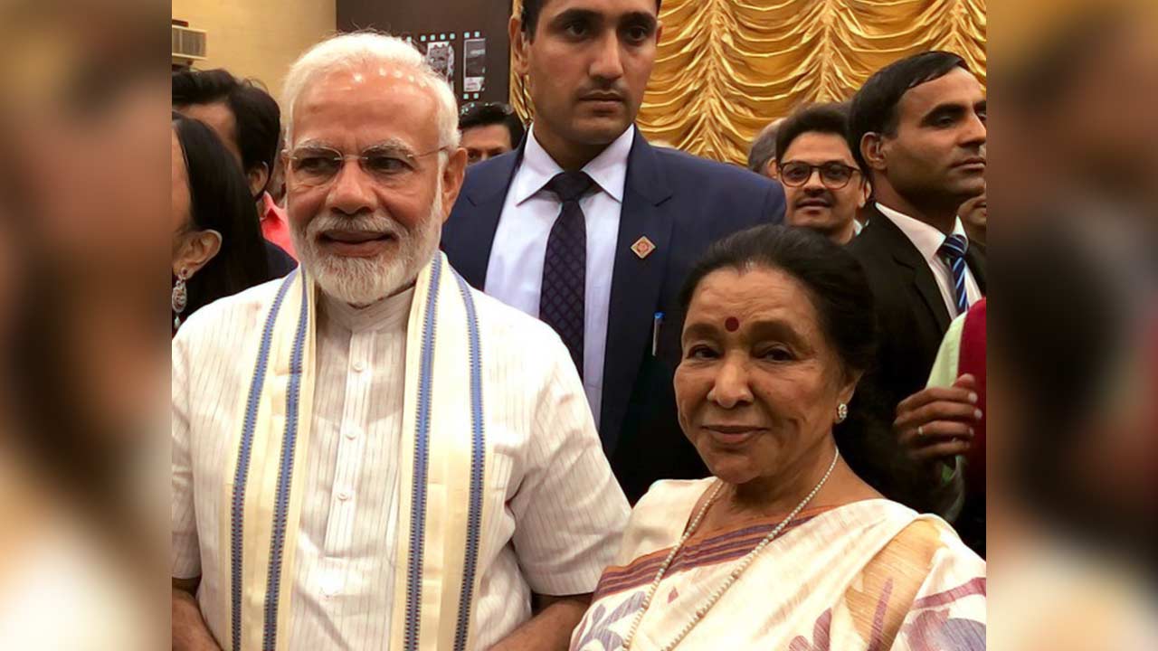 আশাকে নিয়ে উদ্বেগে মোদী!