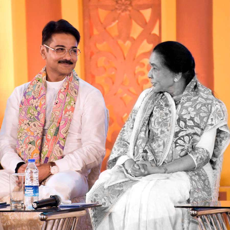 আশাকে নিয়ে কোন স্মৃতি প্রসেনজিতের?